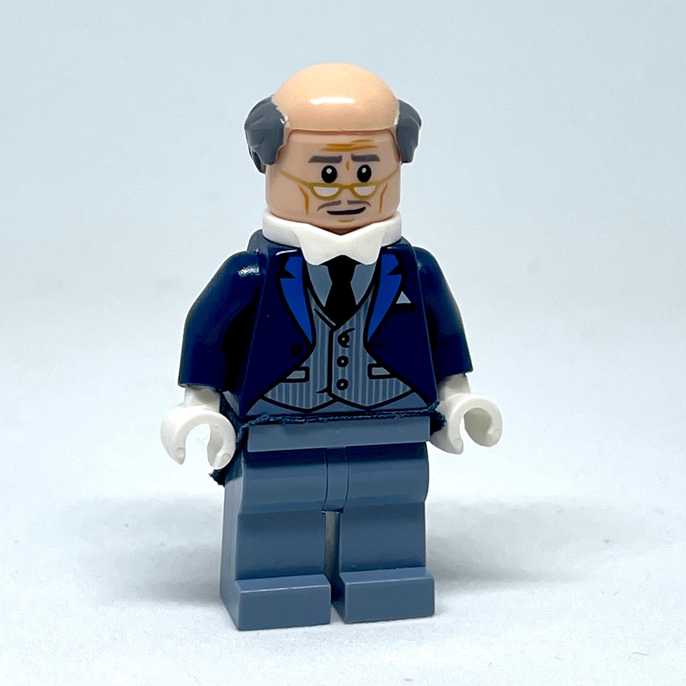 Alfred pennyworth lego batman movie hotsell
