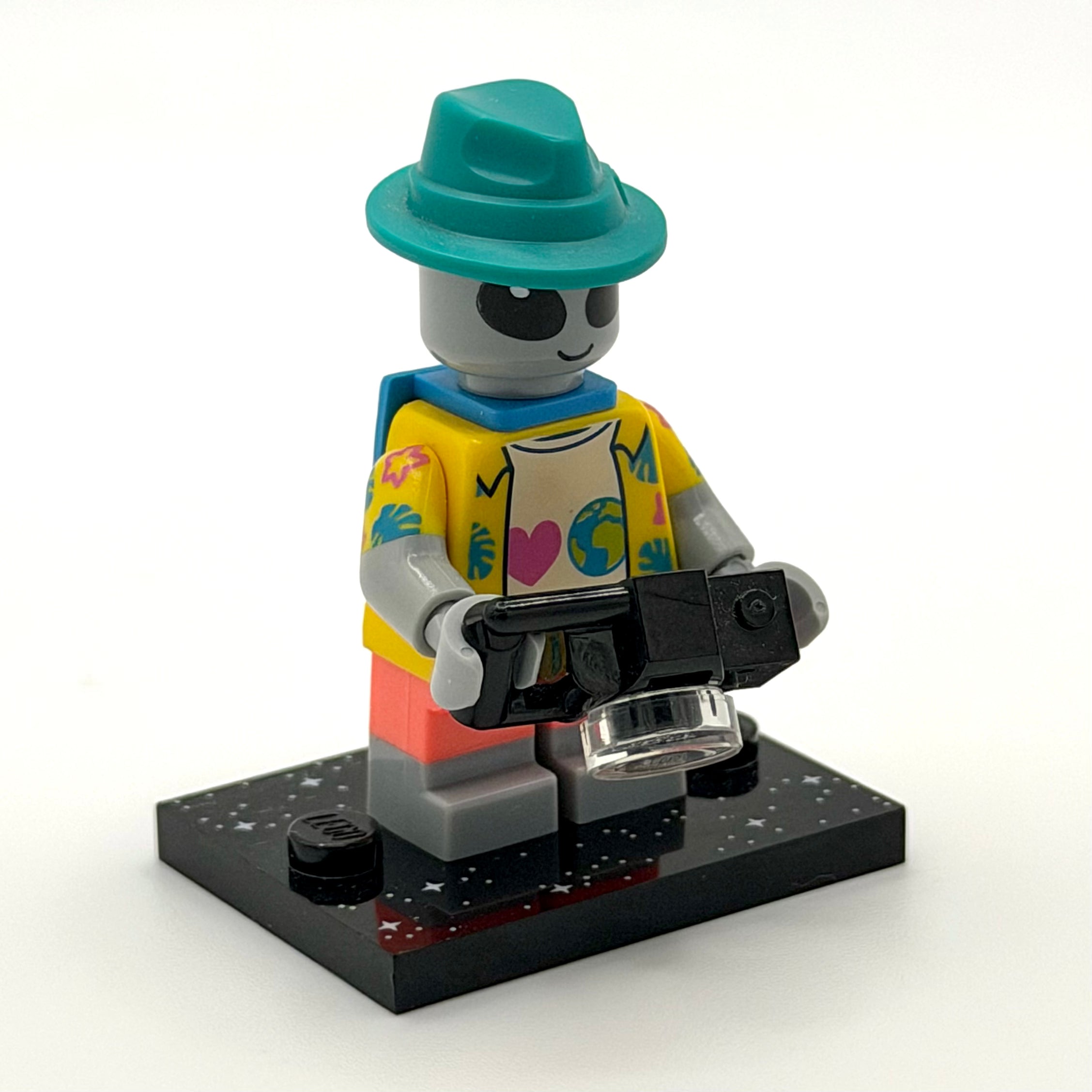 Alien Tourist, Series 26 (Complete Set with Stand and Accessories)