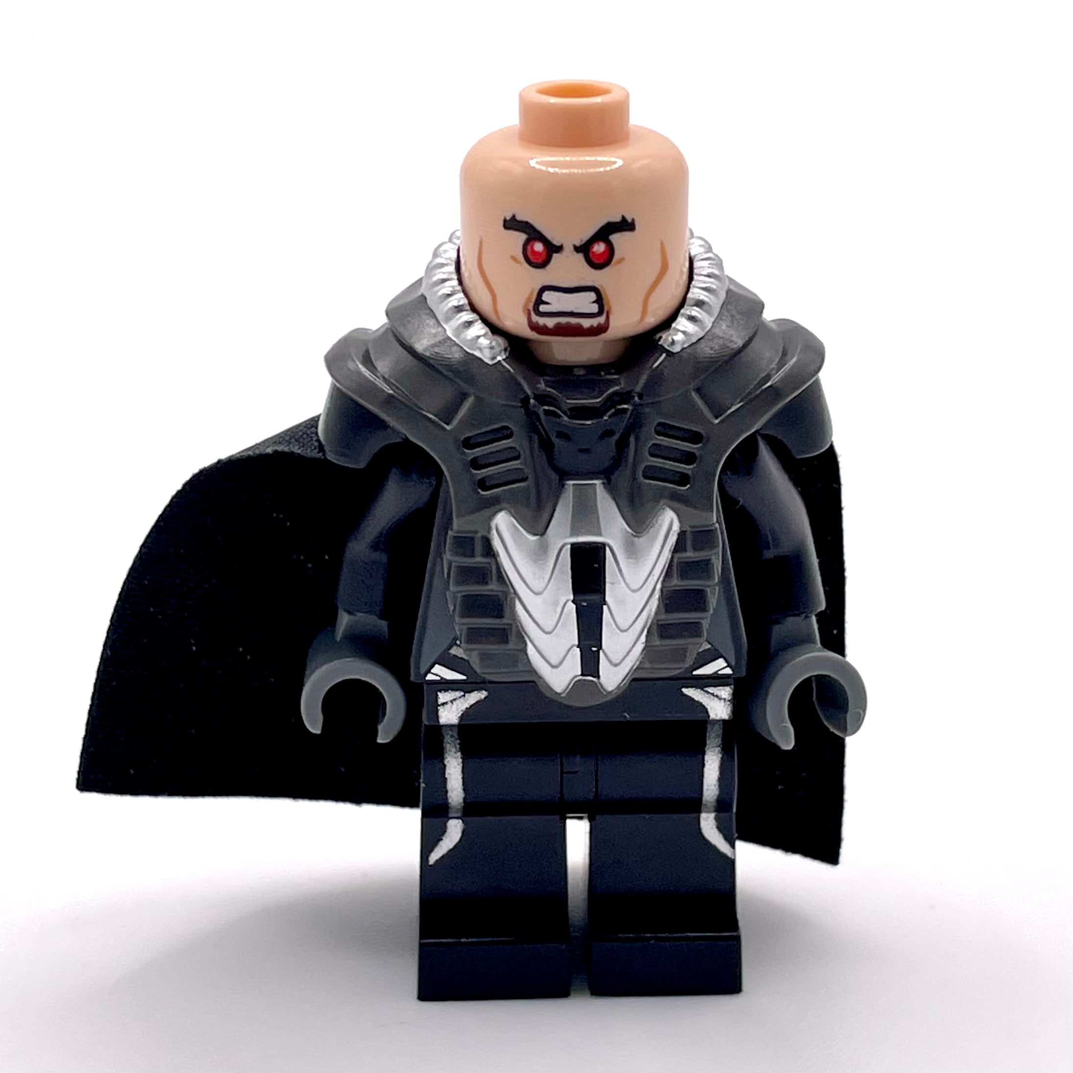 General Zod - Helmet, Cape
