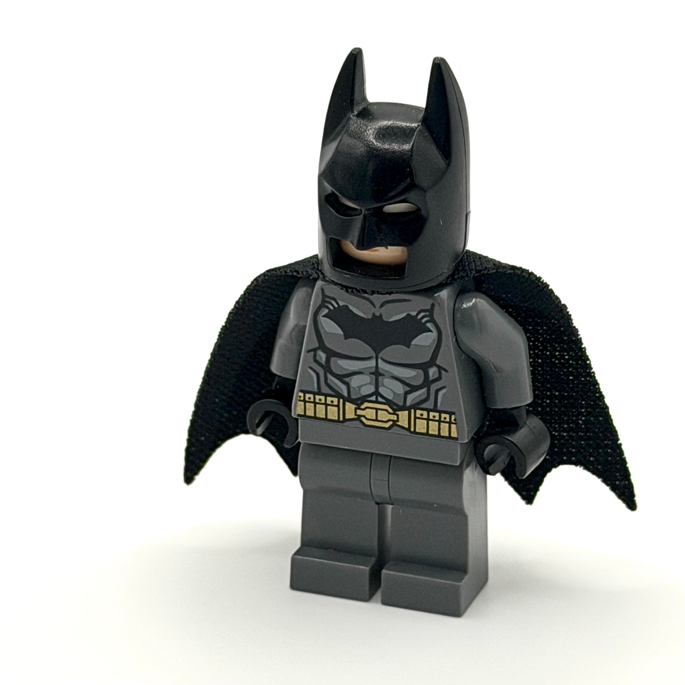Batman - Dark Bluish Gray Suit, Gold Belt, Black Hands, Starched Cape