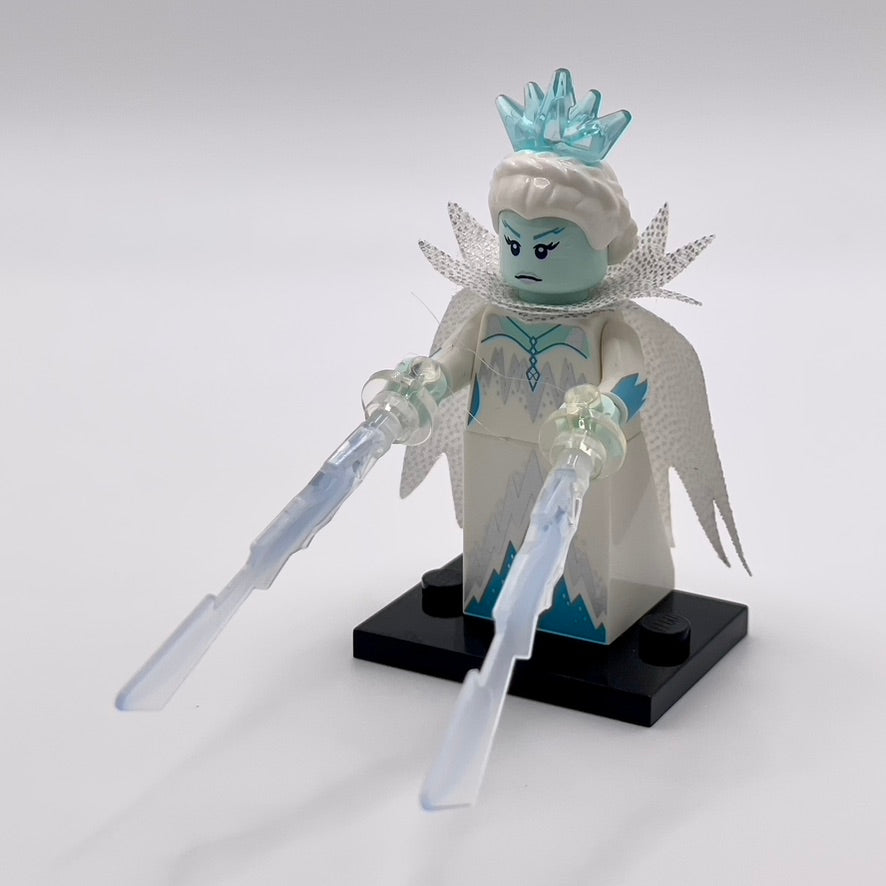 Ice Queen, Series 16 (Complete Set with Stand and Accessories)
