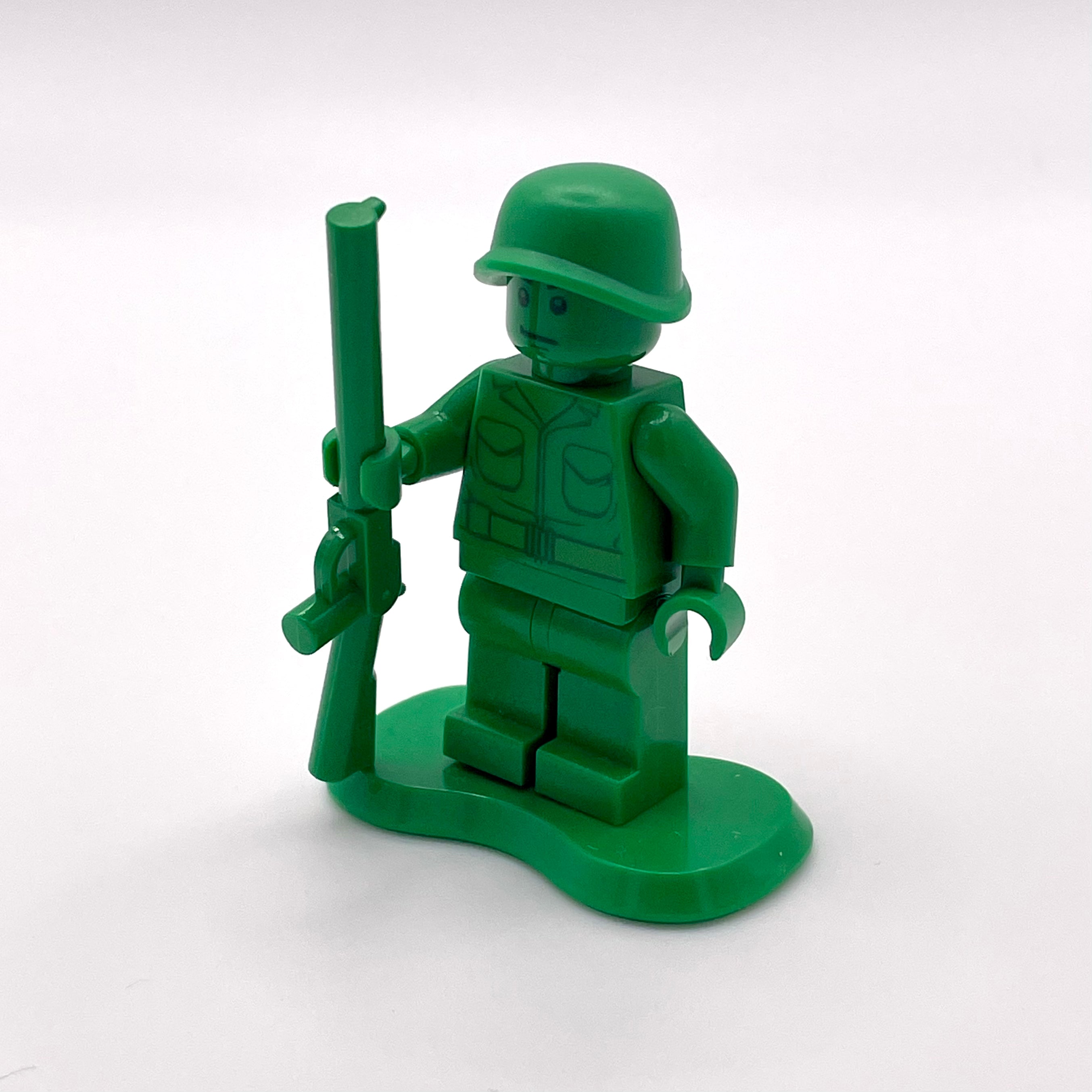 Green Army Man - Plain (With Rifle and Stand)