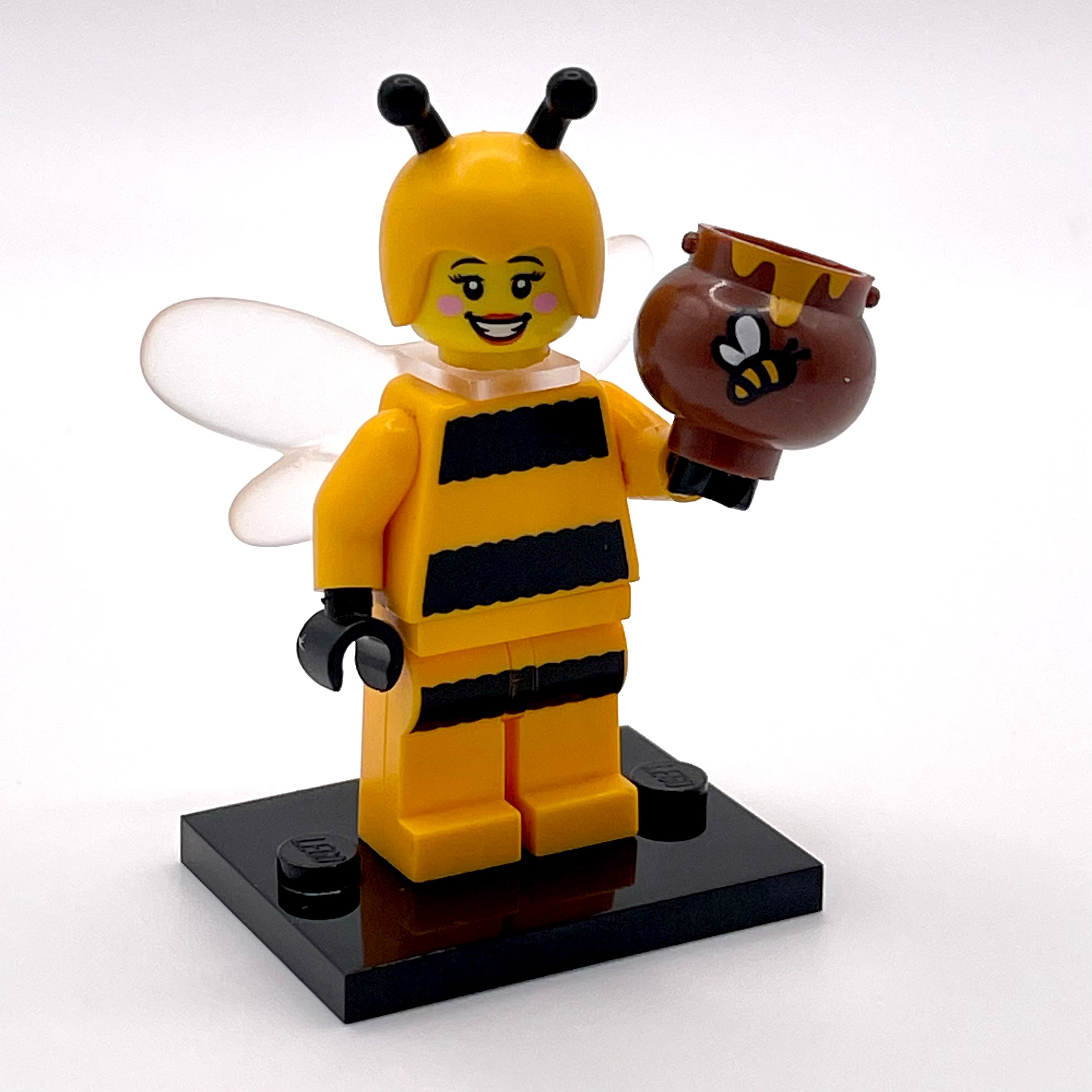Bumblebee Girl, Series 10 (Complete Set with Stand and Accessories)