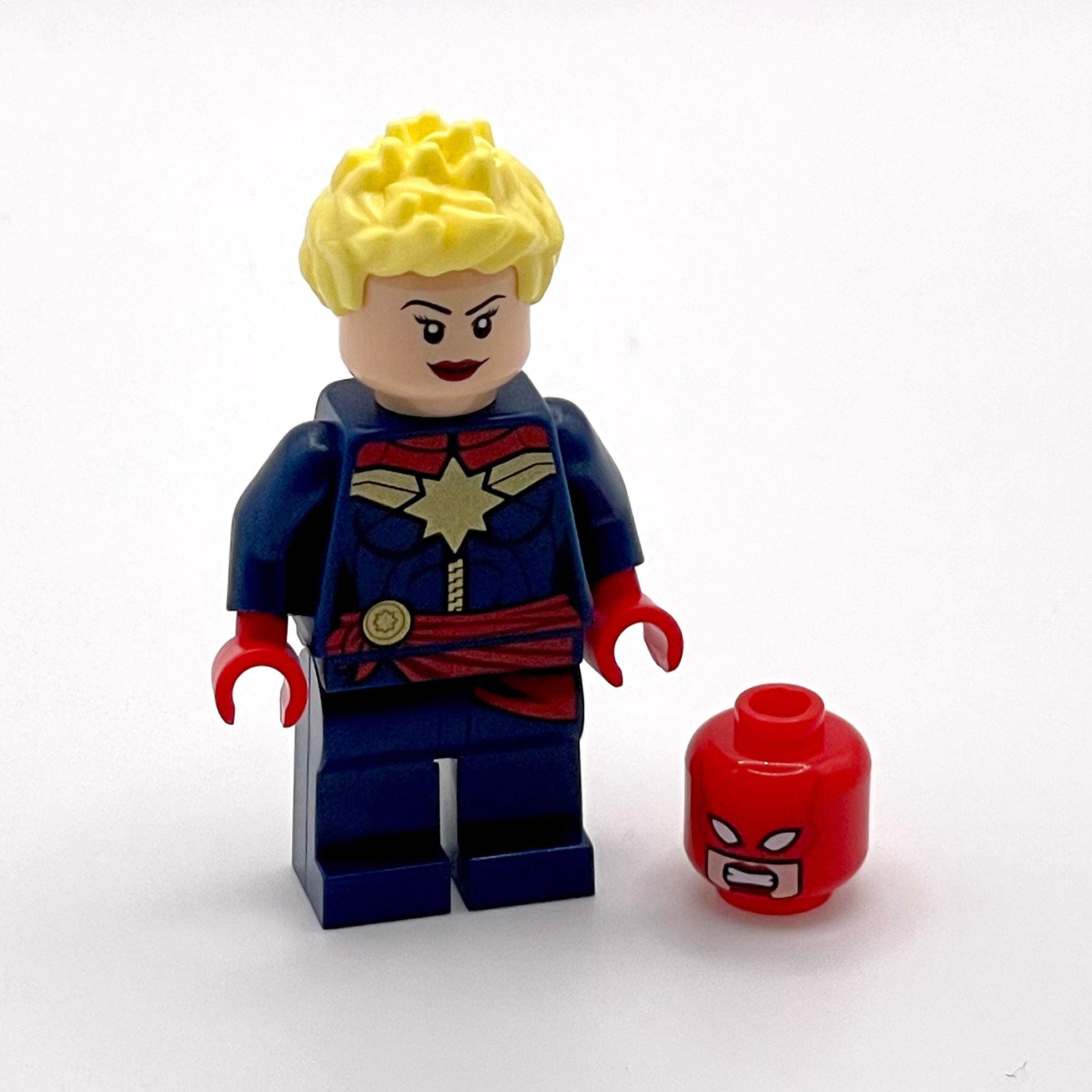 Captain Marvel - Red Sash