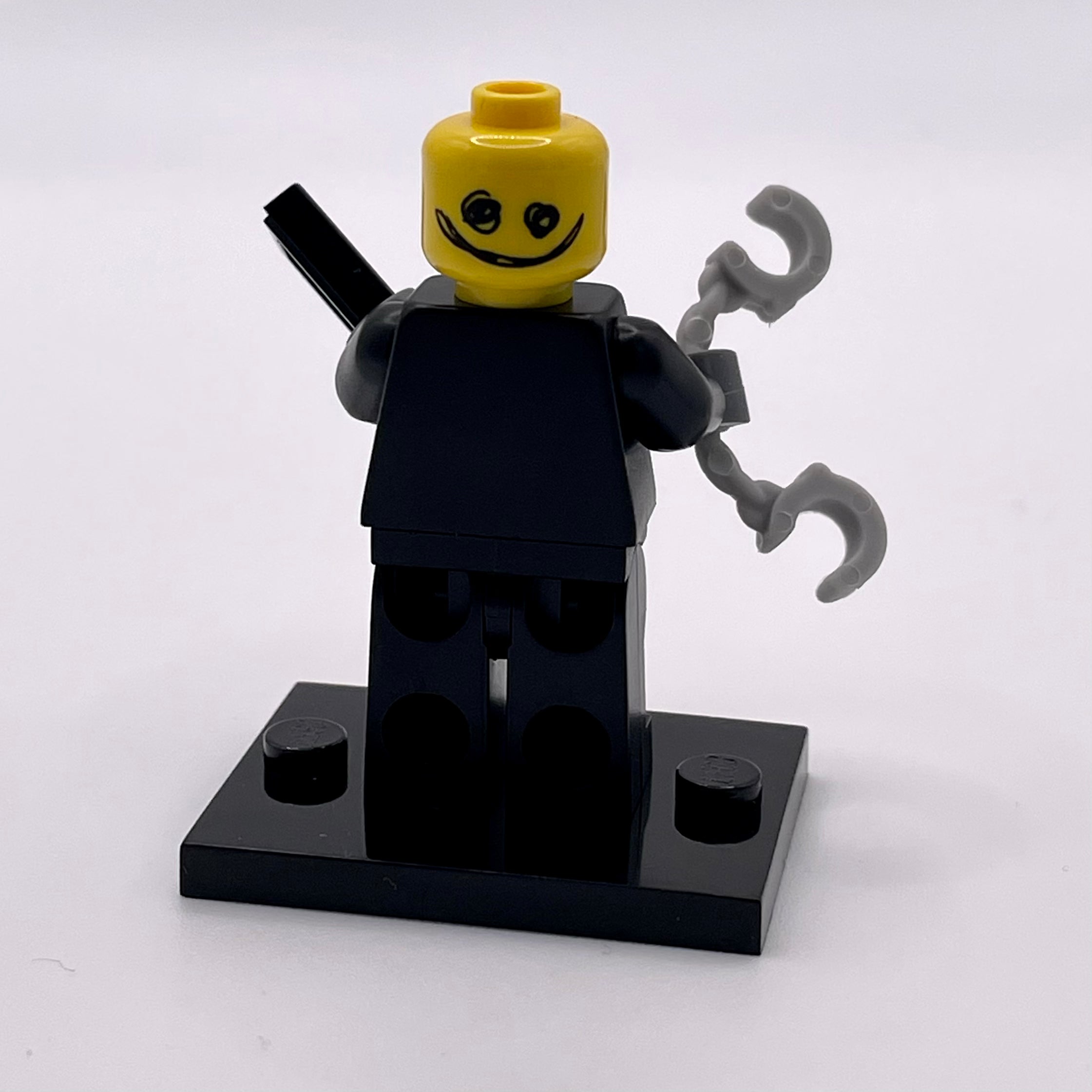 Scribble-Face Bad Cop, The LEGO Movie (Complete Set with Stand and Accessories)