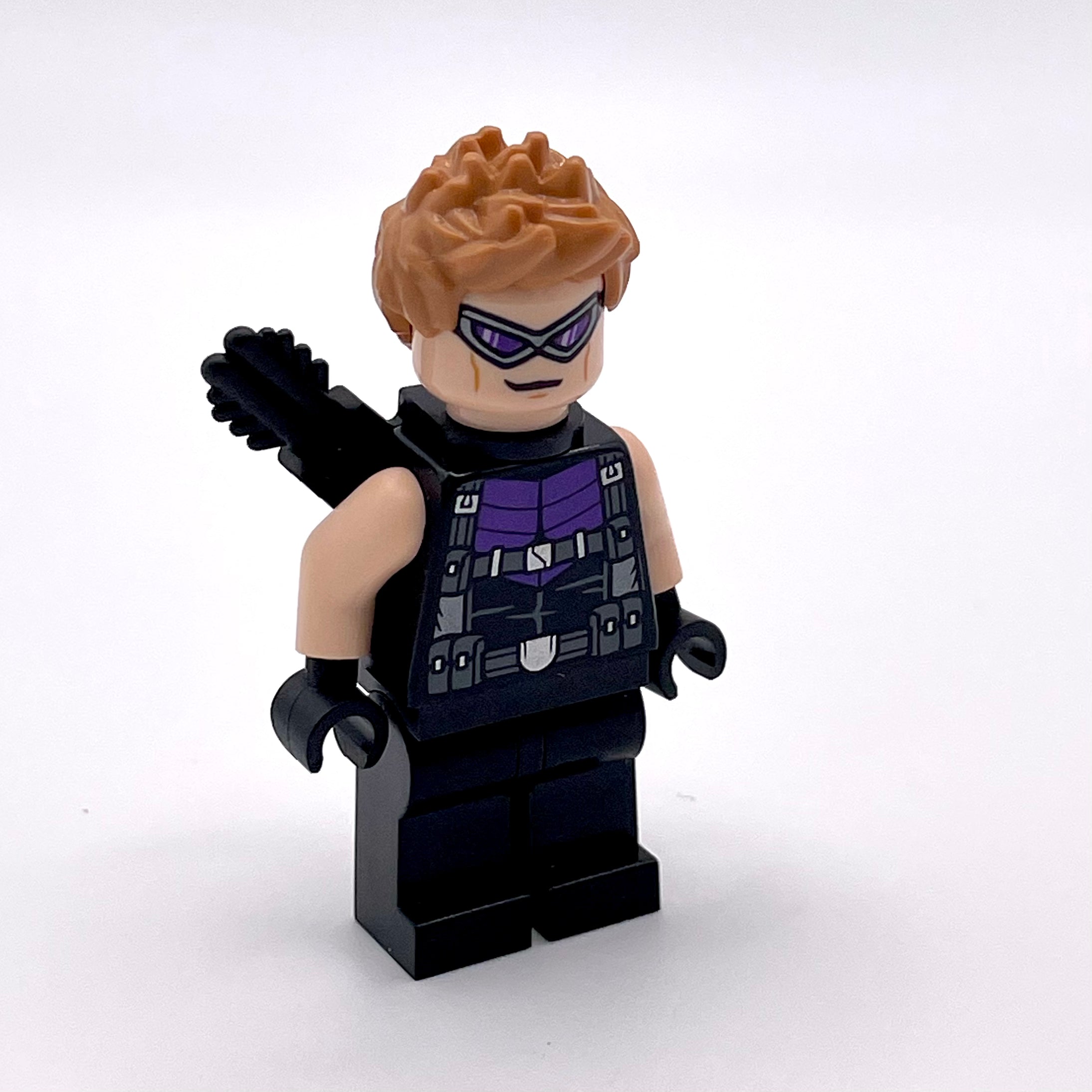 Hawkeye - Black and Dark Purple Suit, Quiver, Goggles