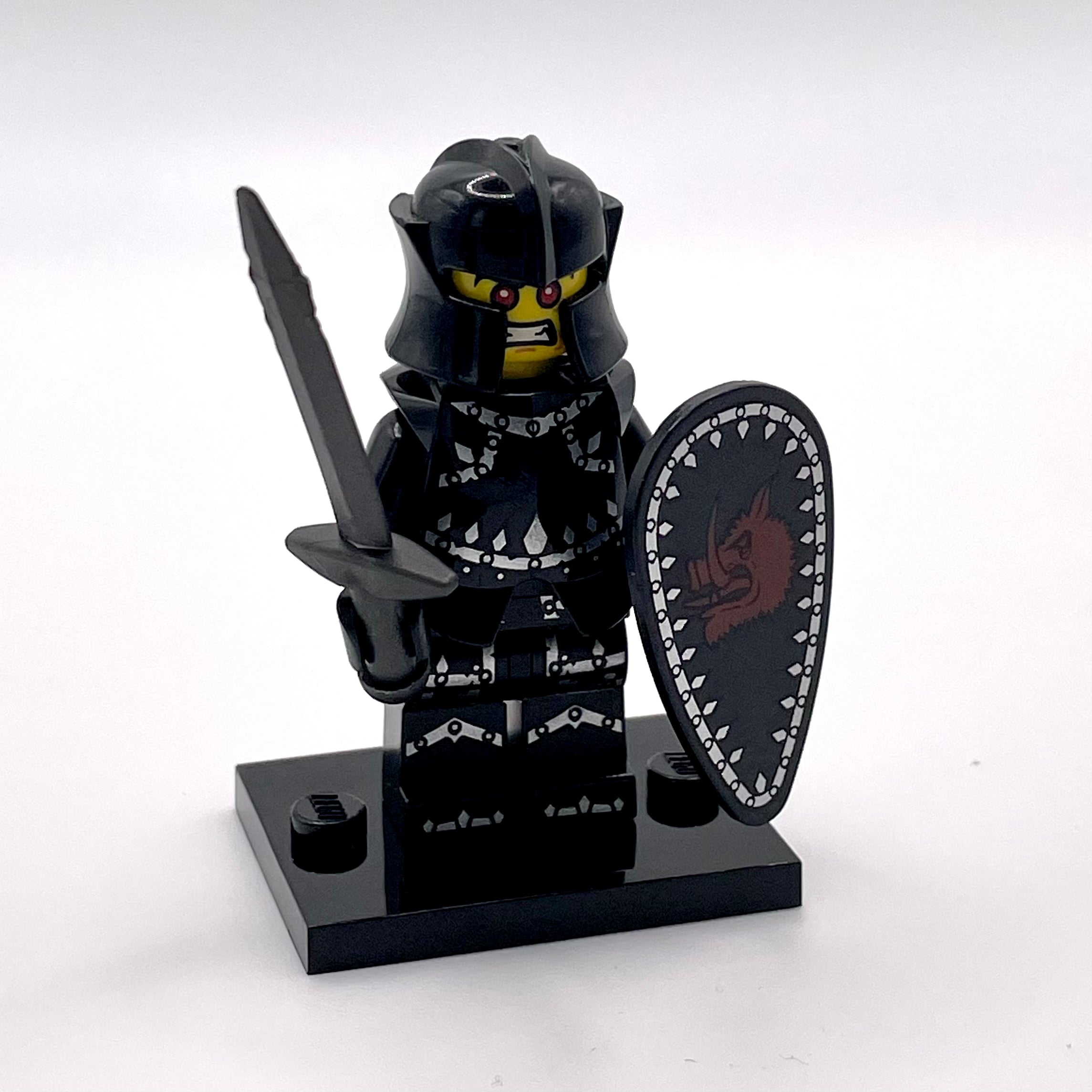 Evil Knight, Series 7 (Complete Set with Stand and Accessories) (Slight wear to Sword)