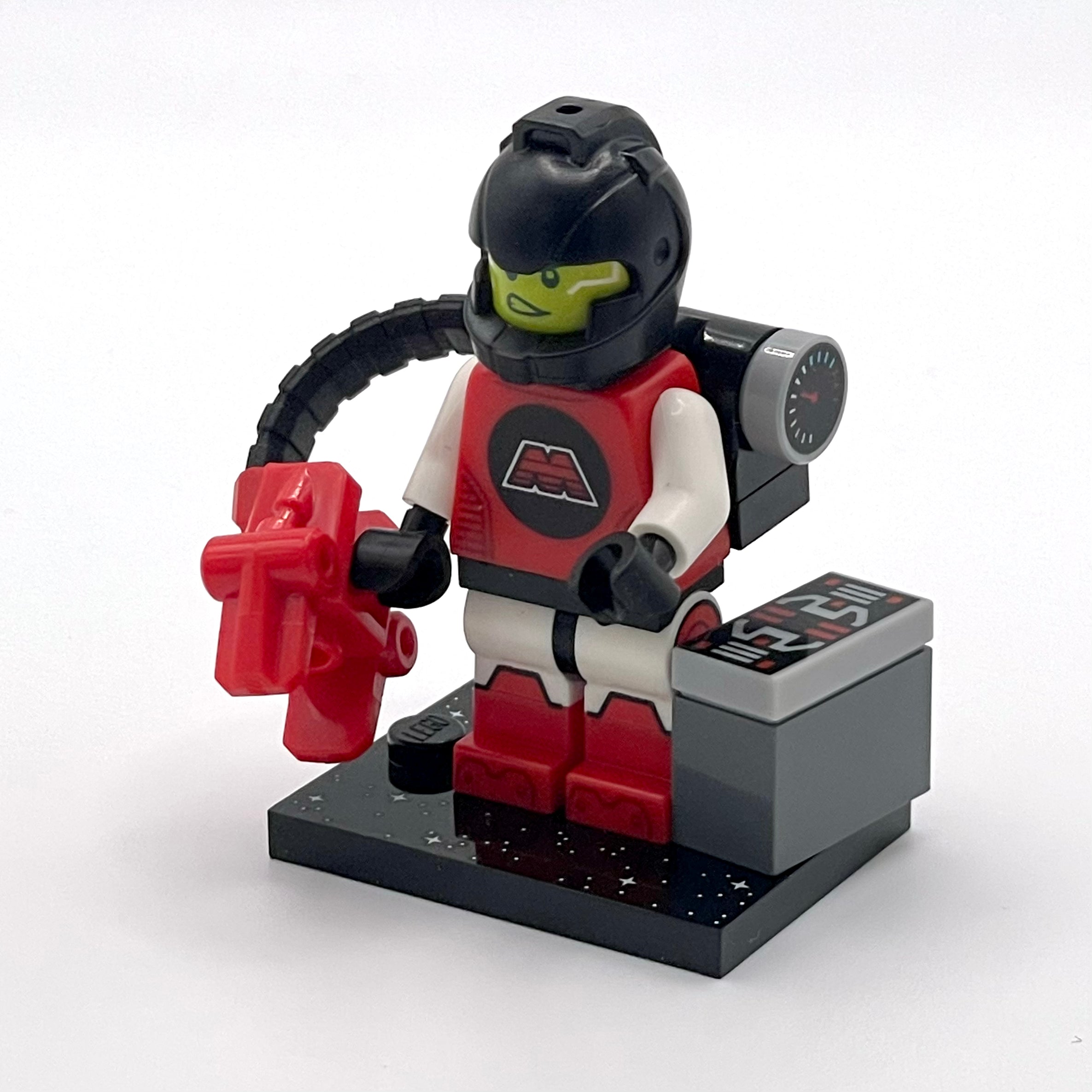 M-Tron Powerlifter, Series 26 (Complete Set with Stand and Accessories)