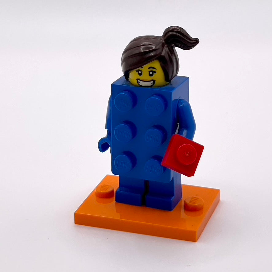 Brick Suit Girl, Series 18 (Complete Set with Stand and Accessories)