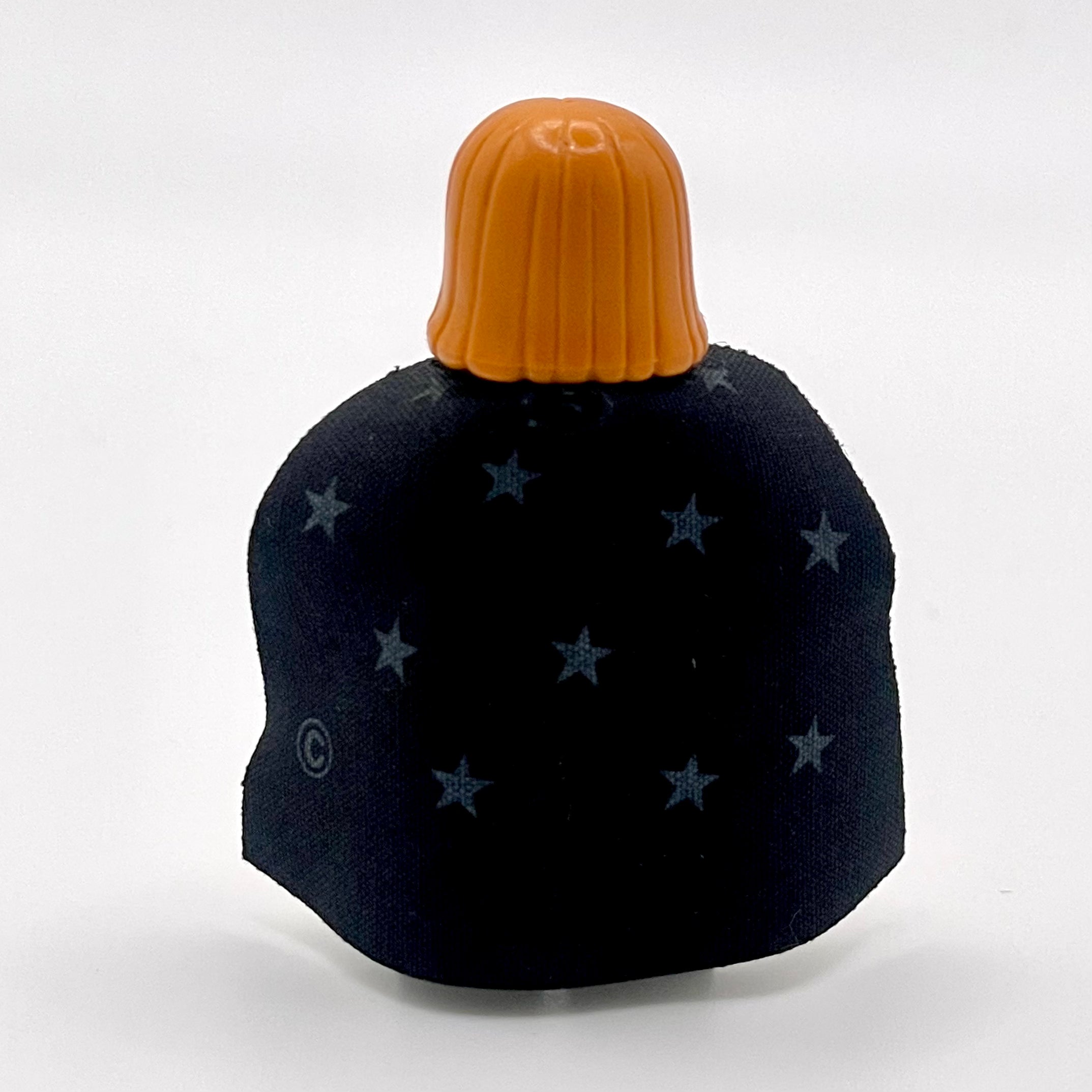 Ginny Weasley - Gryffindor Shield Torso, Light Gray Legs, Black Cape with Stars