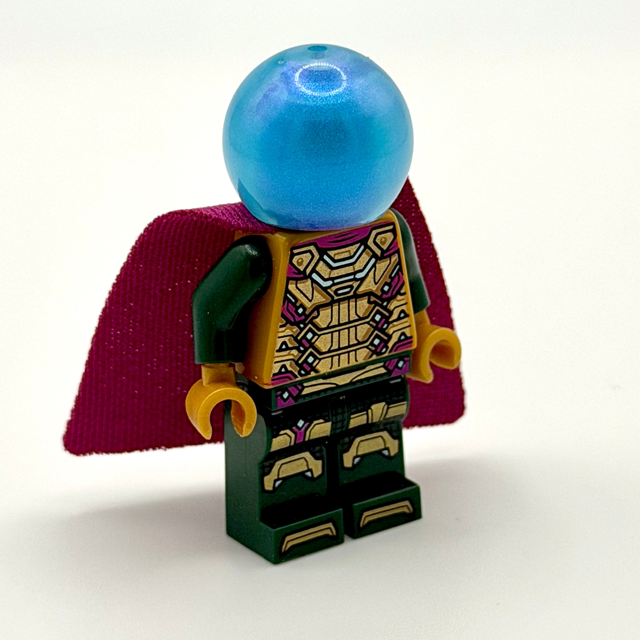 Mysterio - Magenta Trim, Dark Azure Head, Satin Trans-Light Blue Helmet