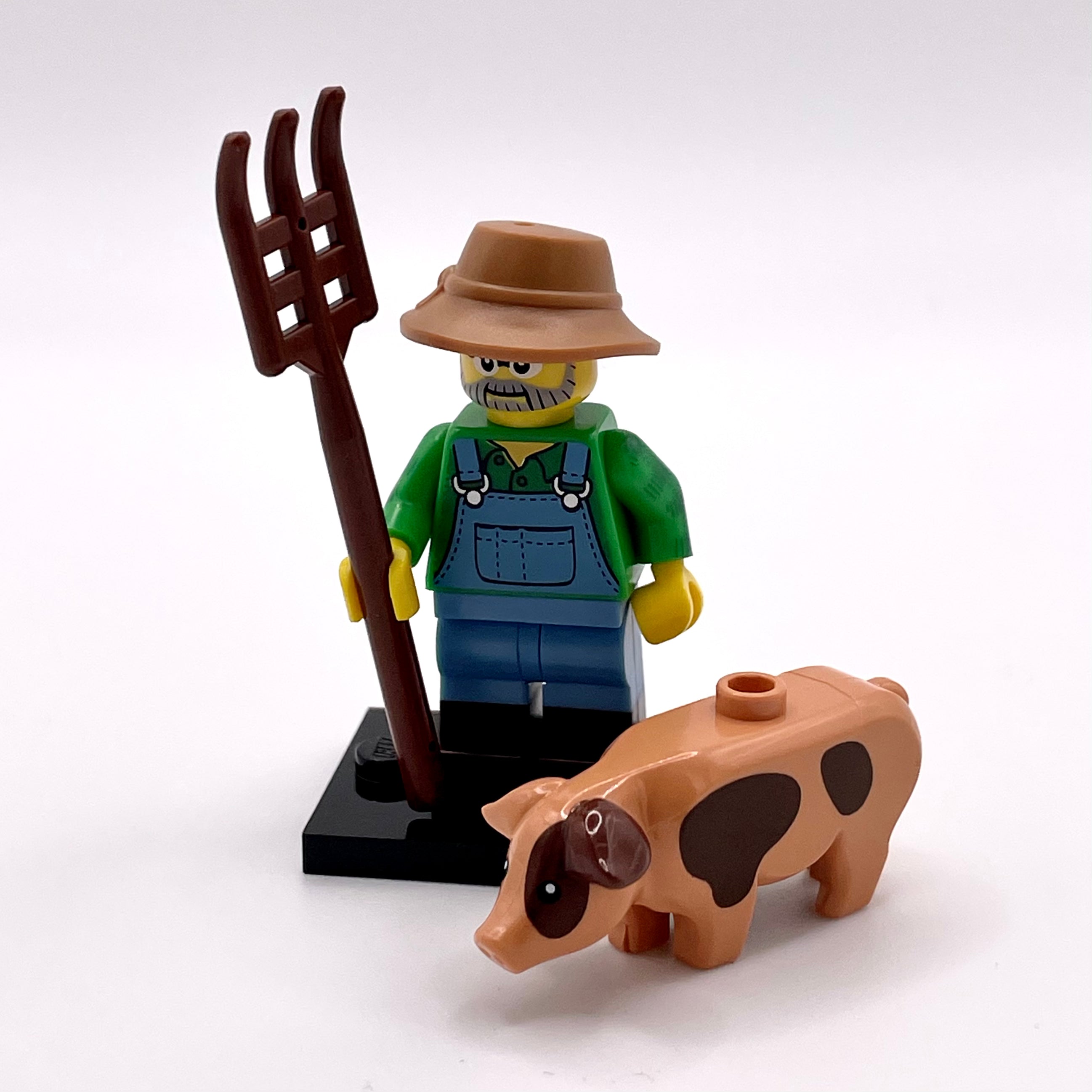Farmer, Series 15 (Complete Set with Stand and Accessories)