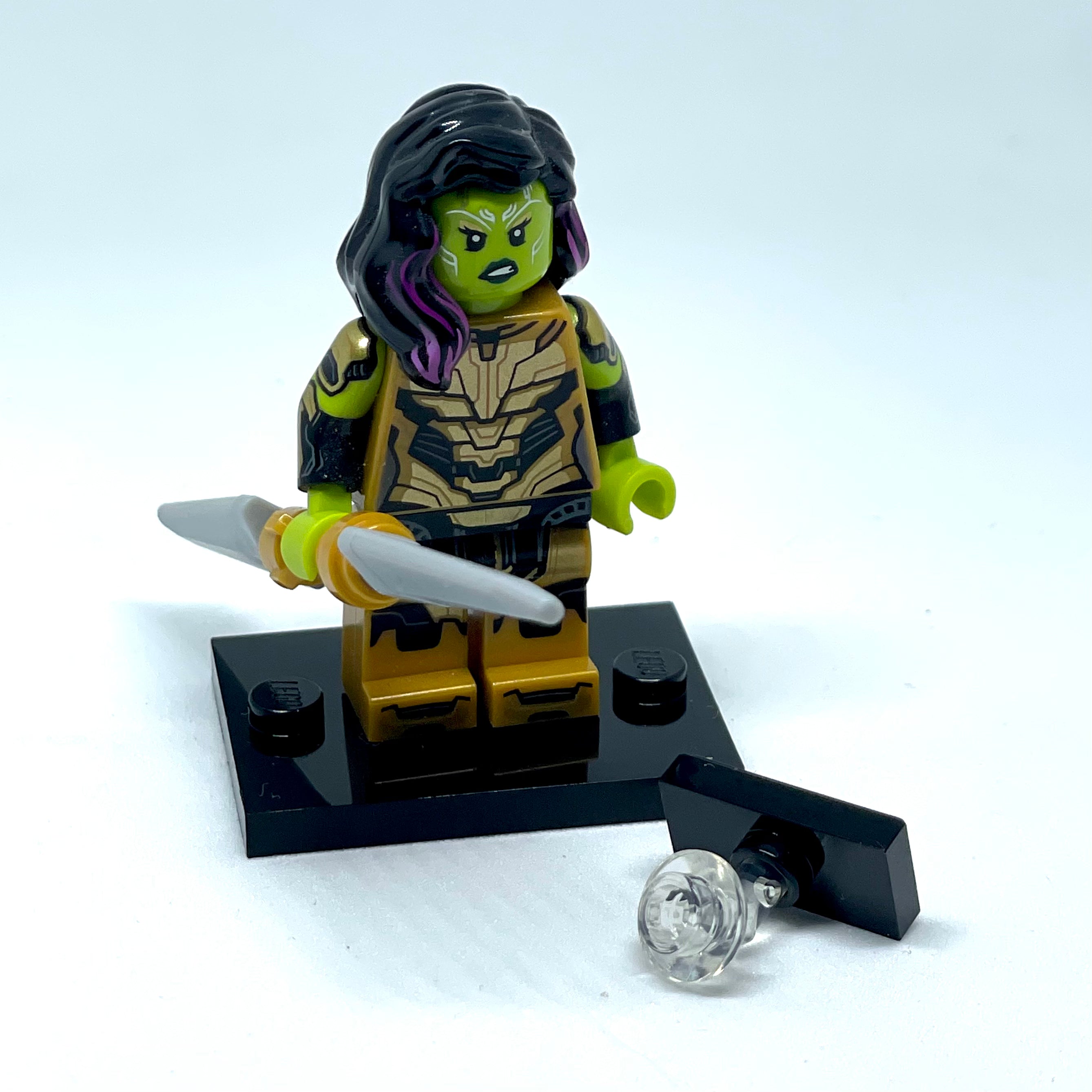 Gamora with Blade of Thanos, Marvel Studios, Series 1 (Complete Set with Stand and Accessories)