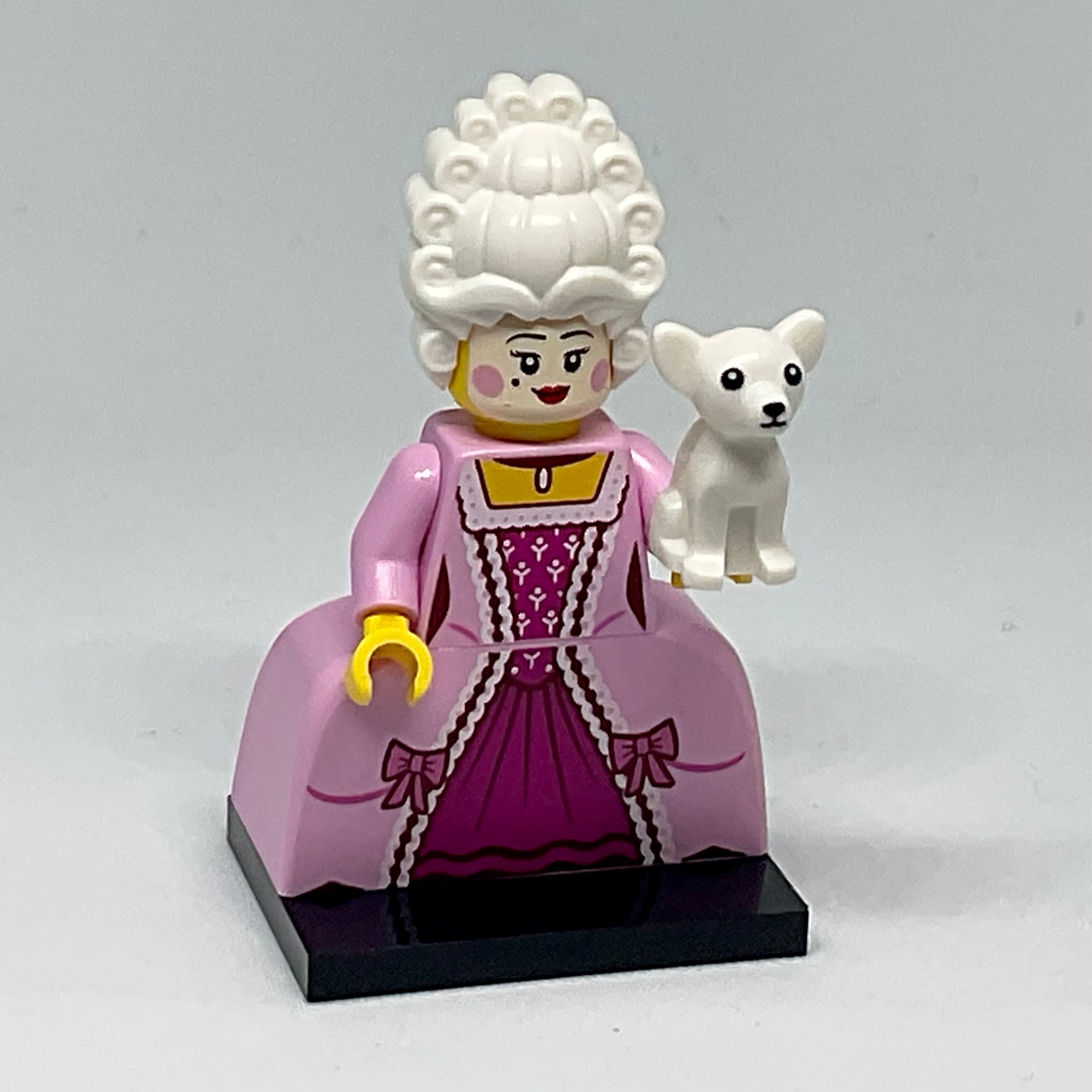 Rococo Aristocrat, Series 24 (Complete Set with Stand and Accessories)