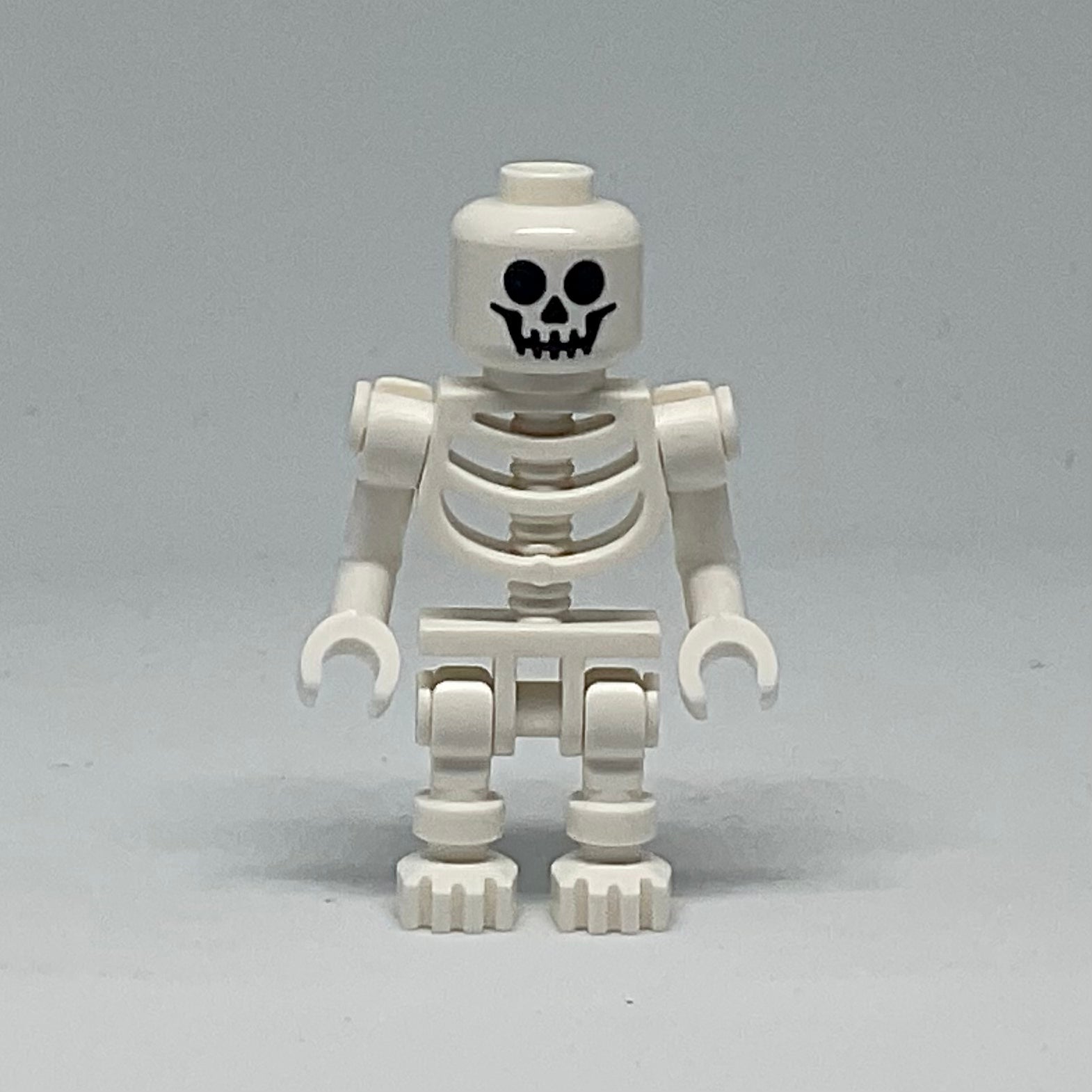 Skeleton - Standard Skull, Bent Arms Vertical Grip