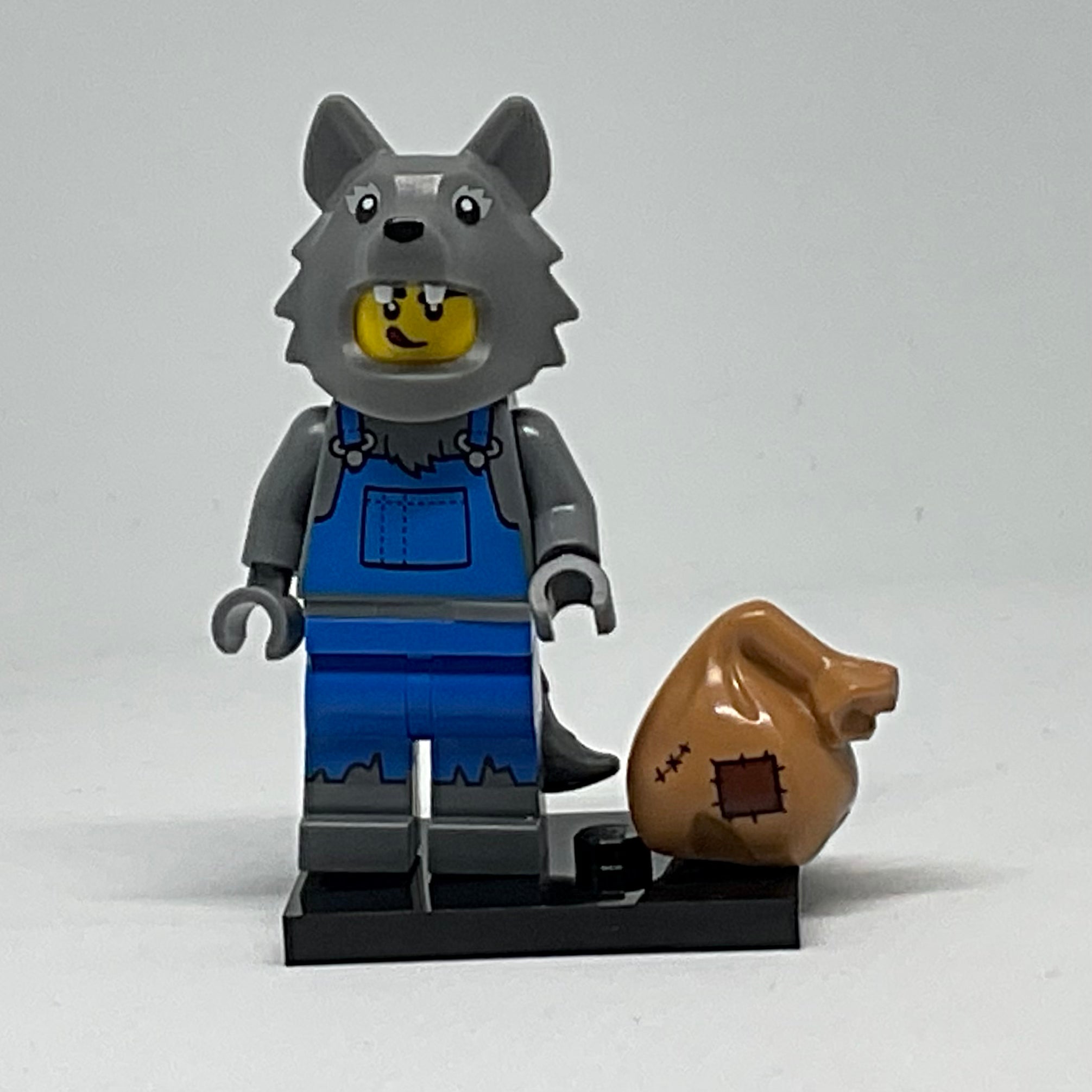 Wolf Costume, Series 23 (Complete Set with Stand and Accessories)