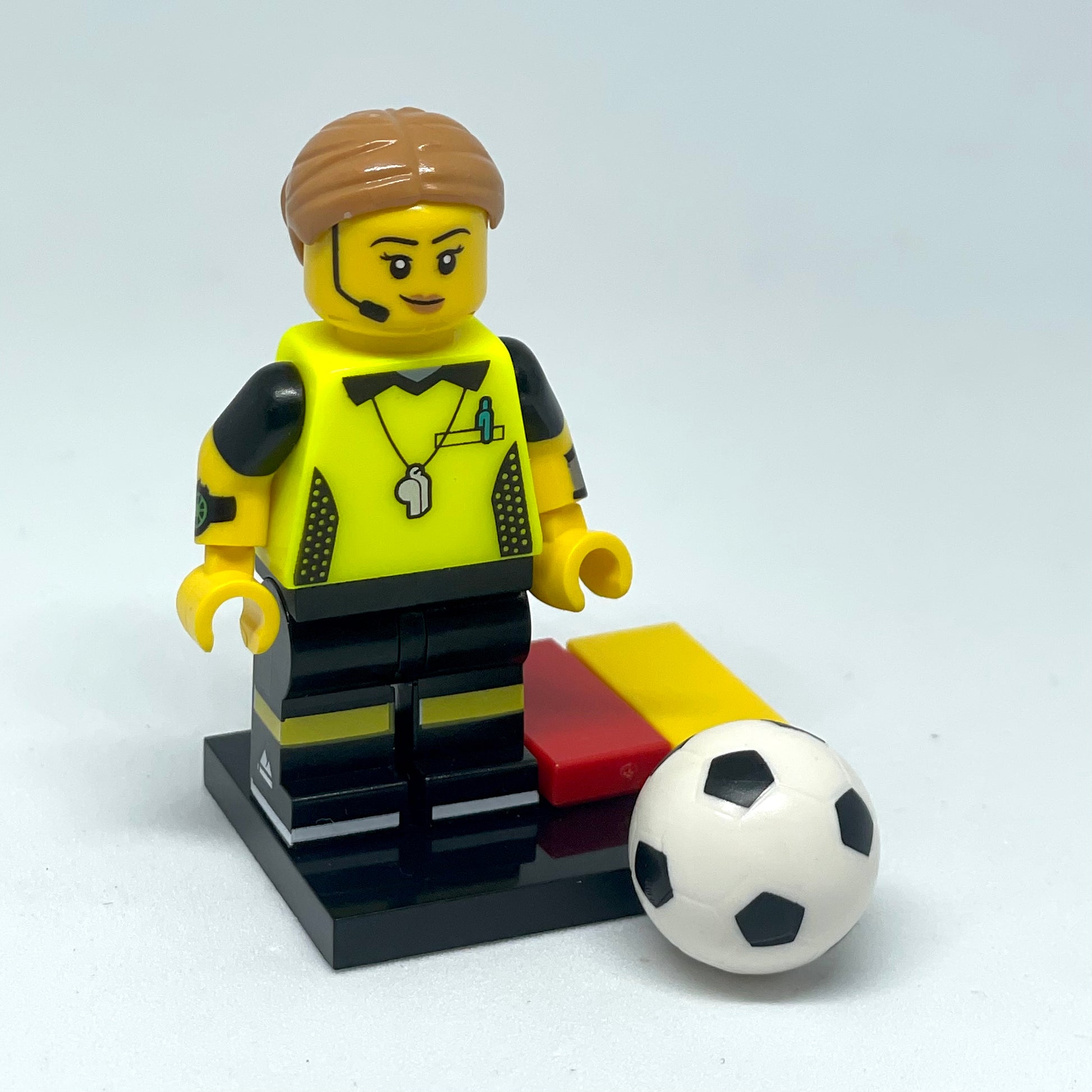 Mini Referee Football Referee, Series 24 (Complete Set with Stand and Accessories)
