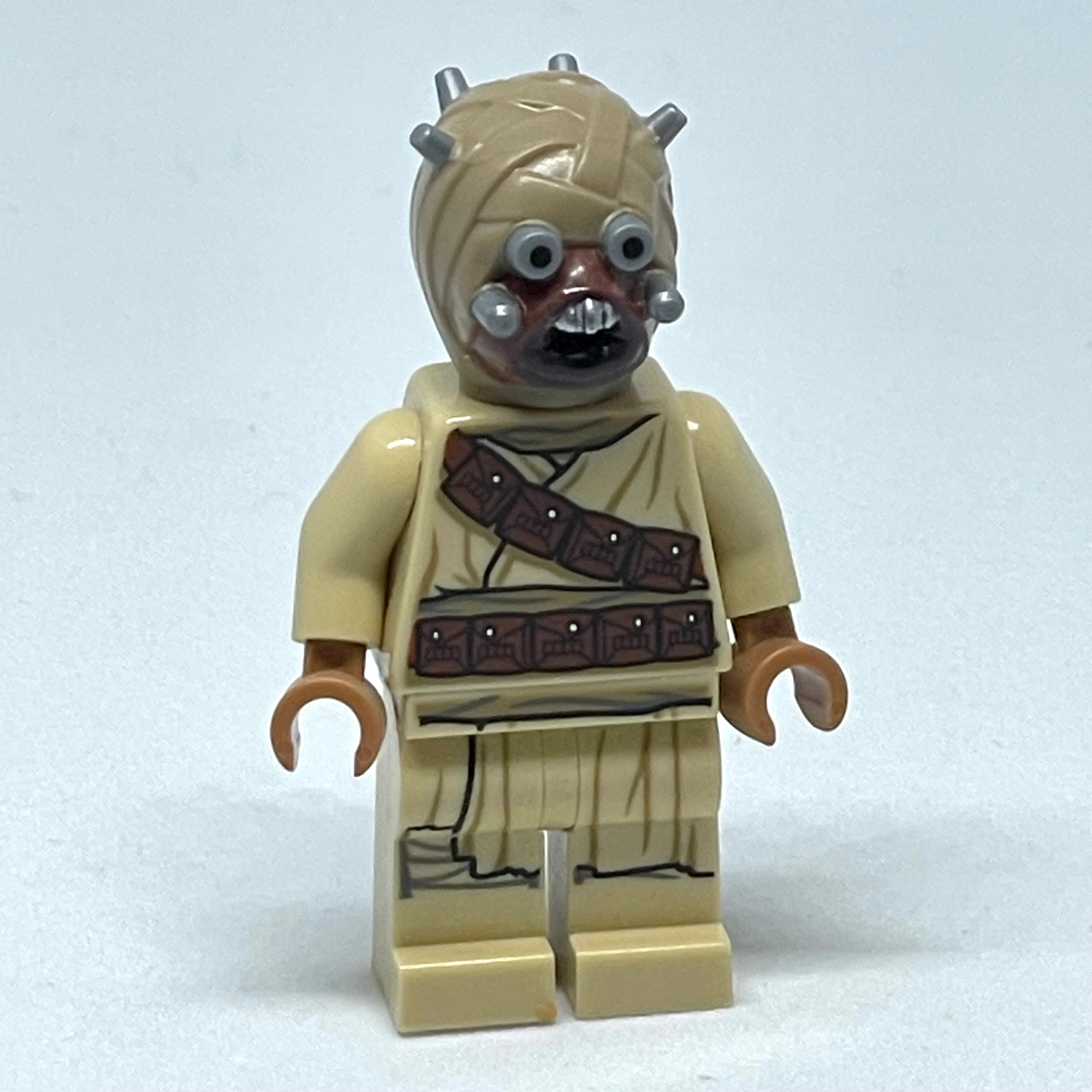 Tusken Raider - Head Spikes, Diagonal Belt