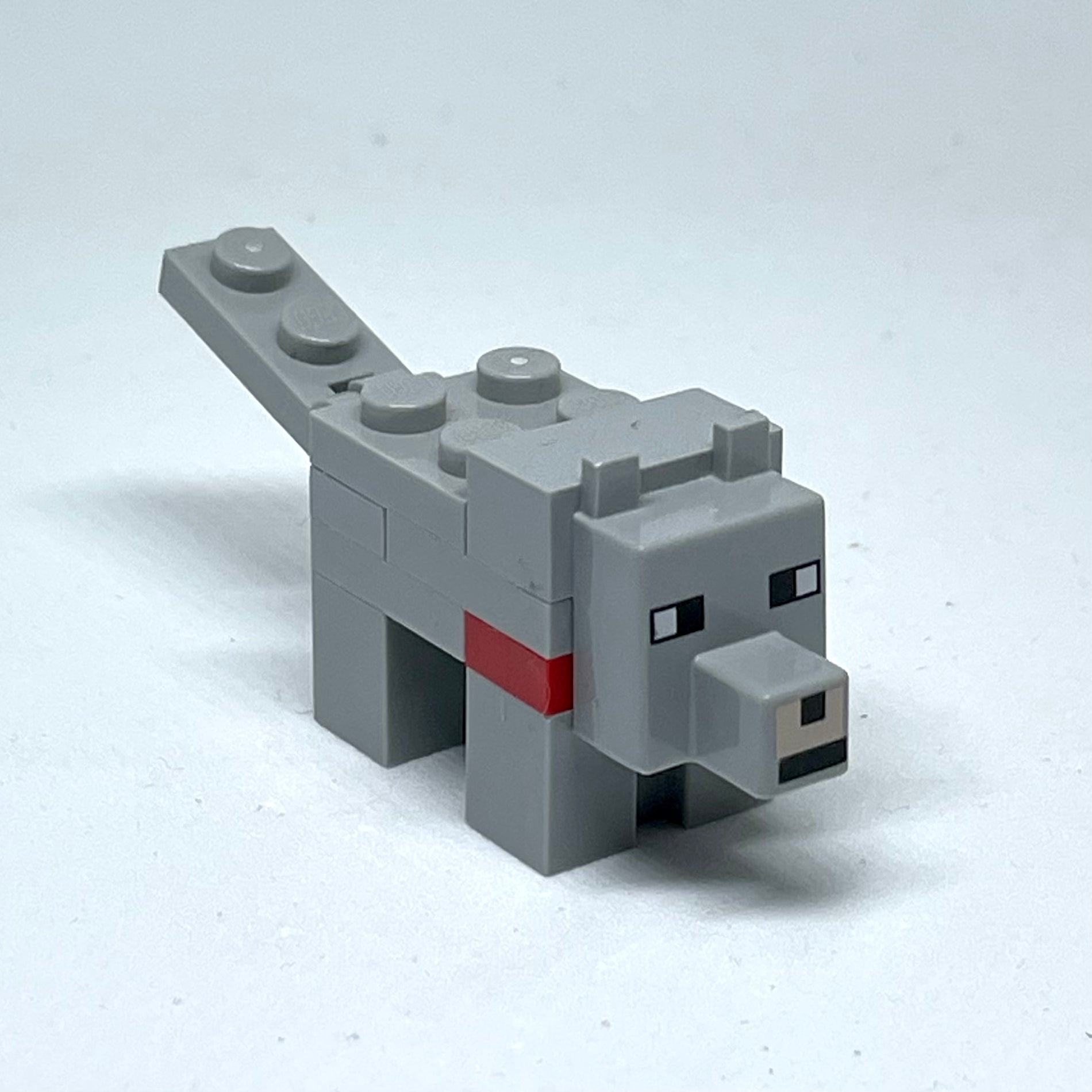 Minecraft Wolf - Brick Built - Red Plate