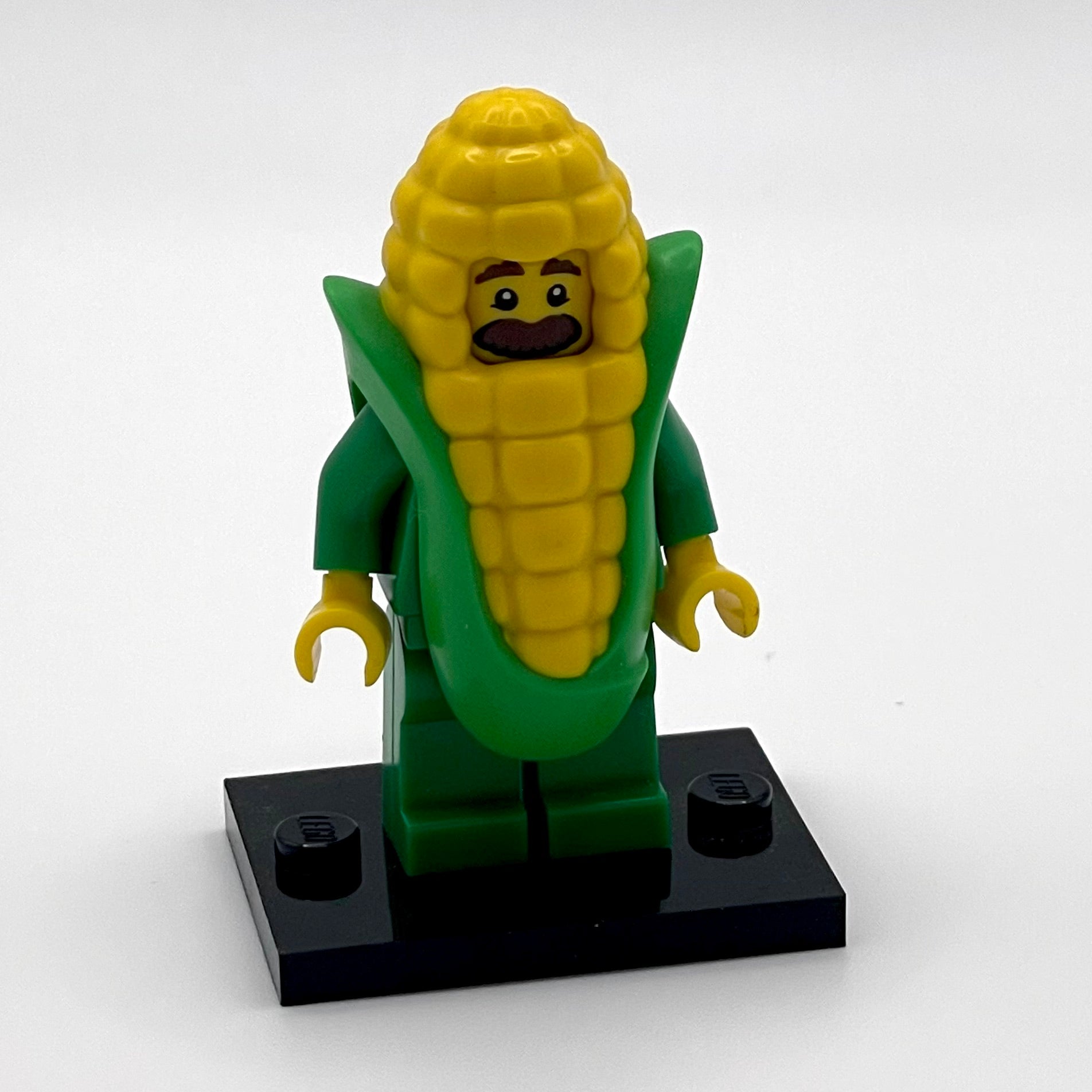 Corn Cob Guy, Series 17 (Complete Set with Stand and Accessories)