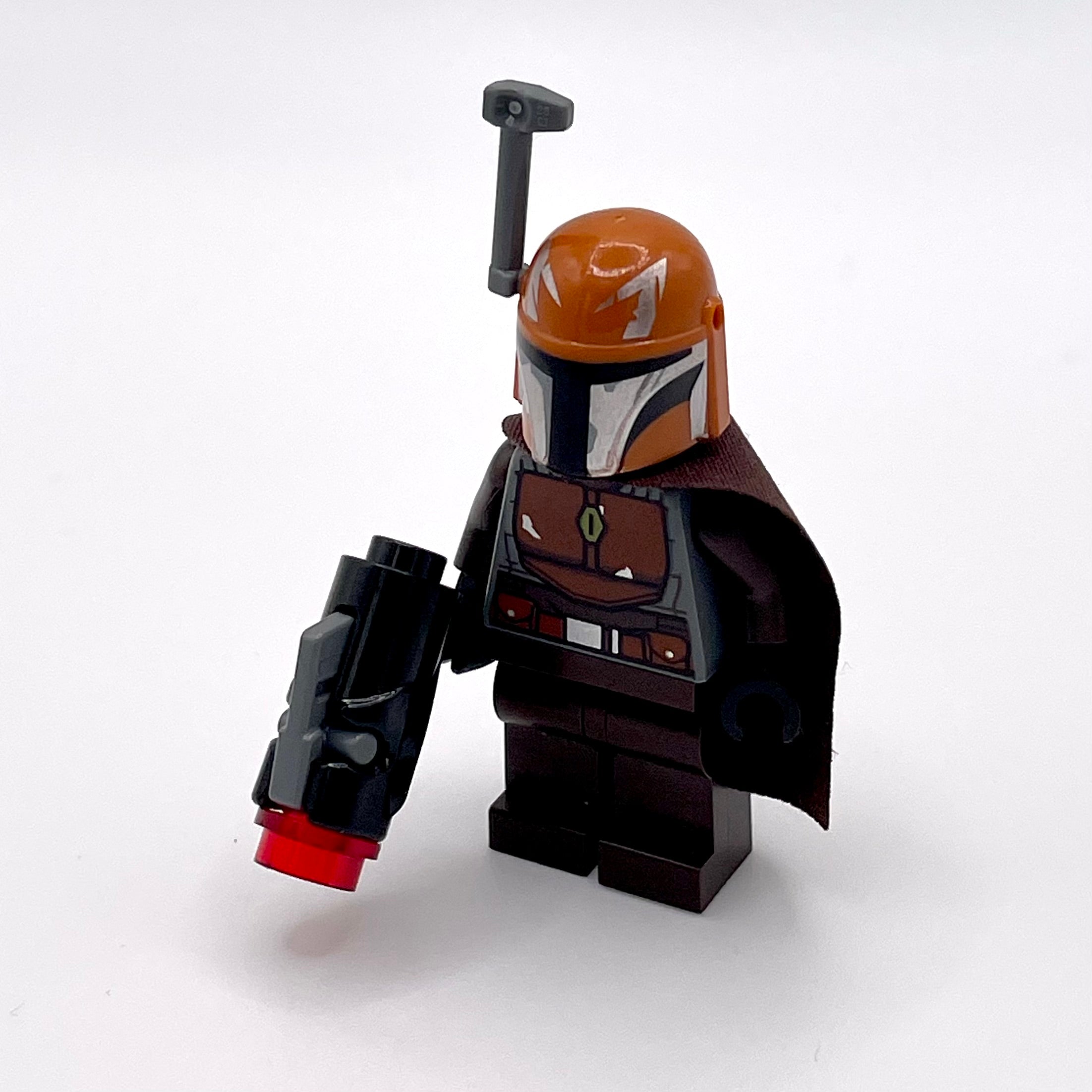 Mandalorian Tribe Warrior - Male, Dark Brown Cape, Dark Orange Helmet