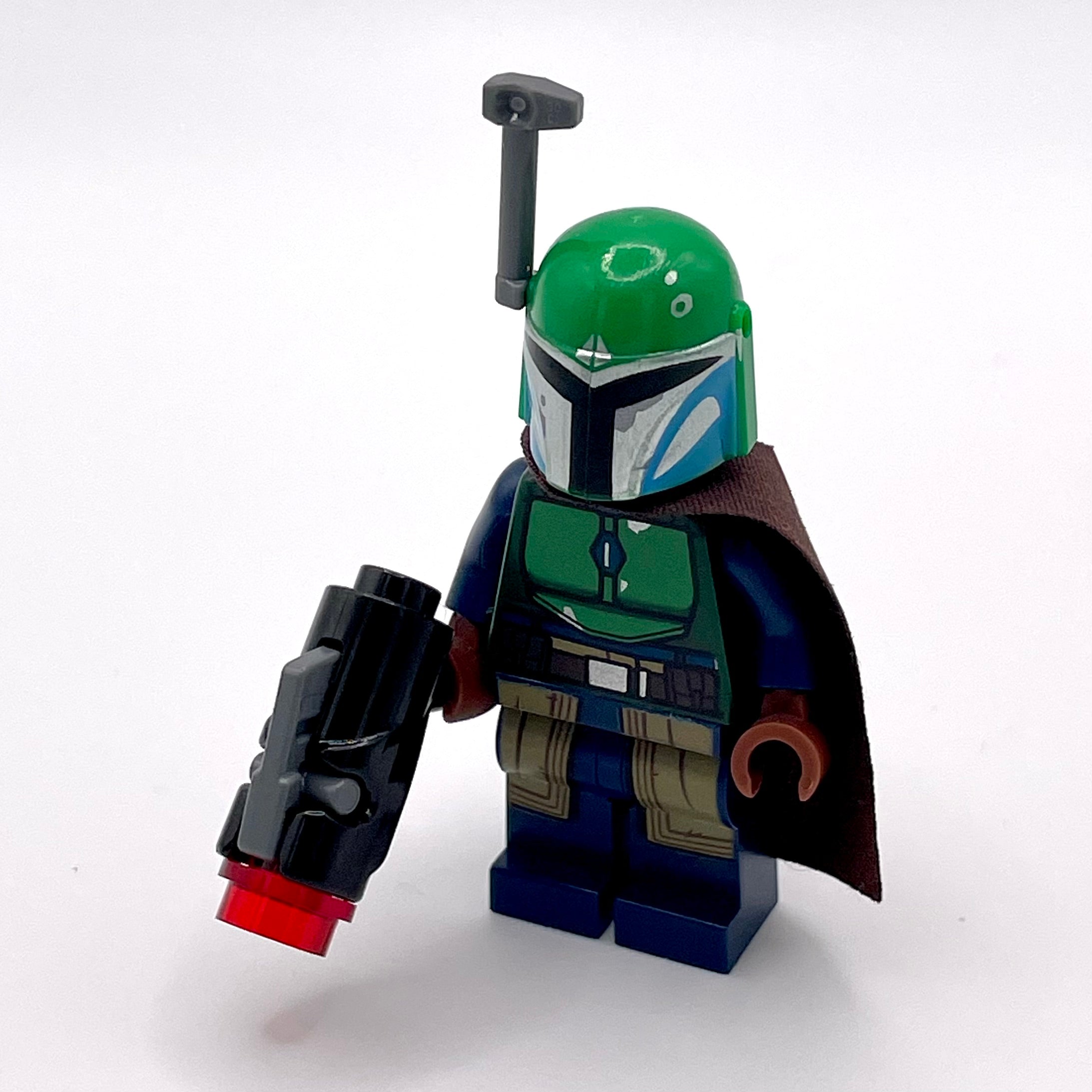 Mandalorian Tribe Warrior - Female, Dark Brown Cape, Green Helmet