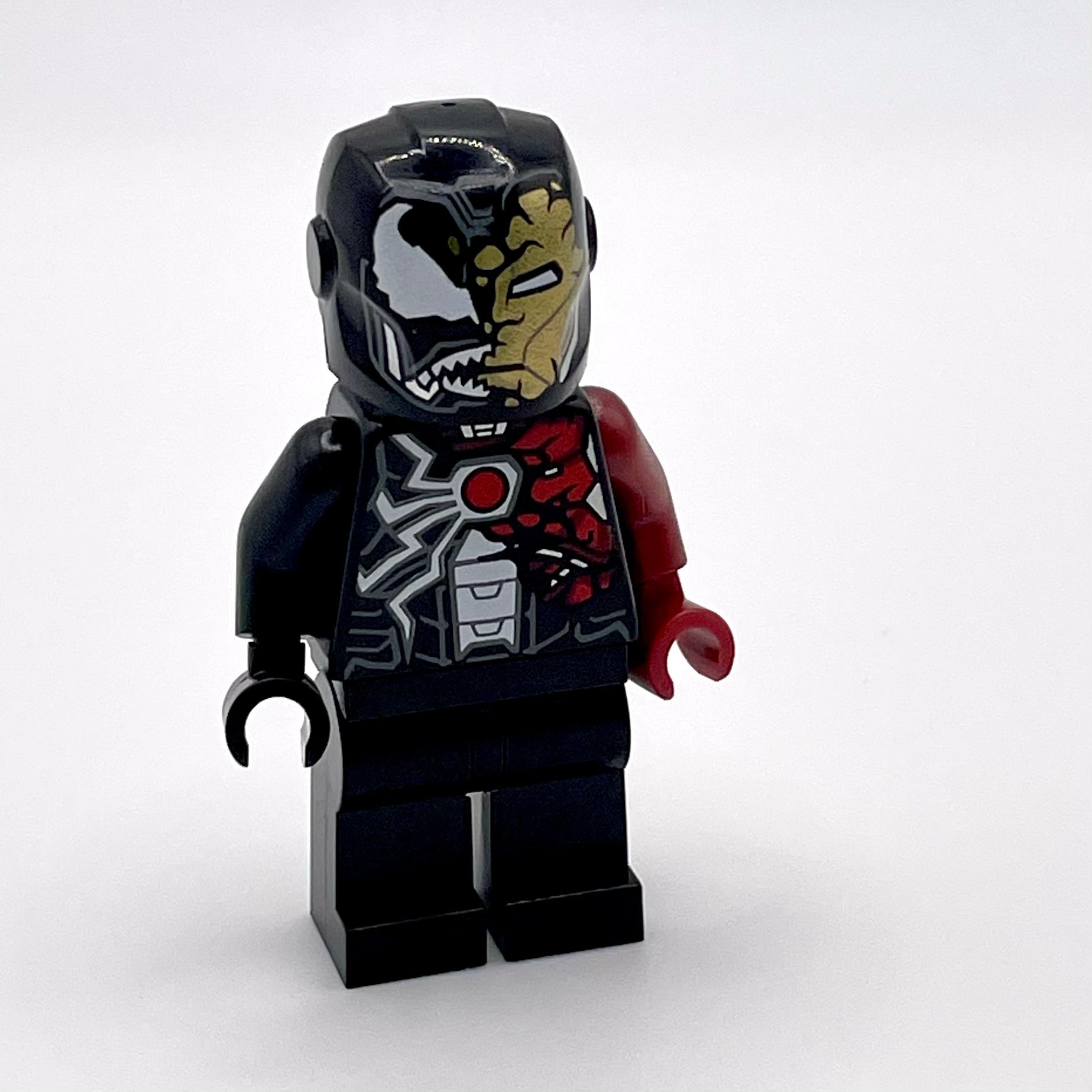 Iron Venom - Headgear Partially Transformed